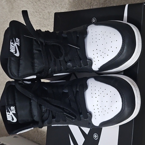 Nike Black and White Air Jordan Sneakers - Picture 2 of 6